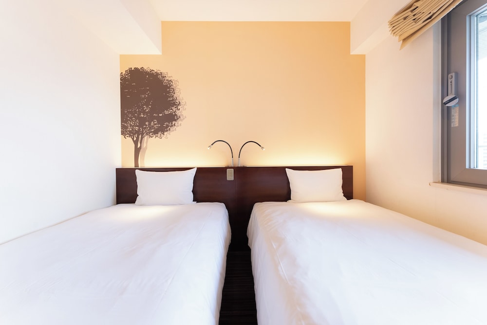 ツインルーム 喫煙可 客室3 | ホテル京阪 浅草