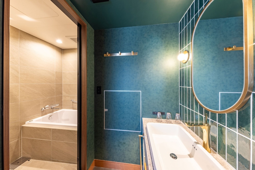 コンフォート ダブルルーム 禁煙 バスルーム0 | ホテル京阪 浅草