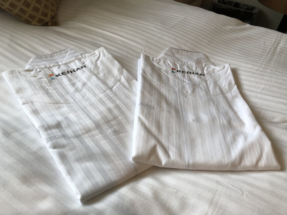 ダブルルーム 禁煙 客室の設備とサービス1 | ホテル京阪 京橋 グランデ