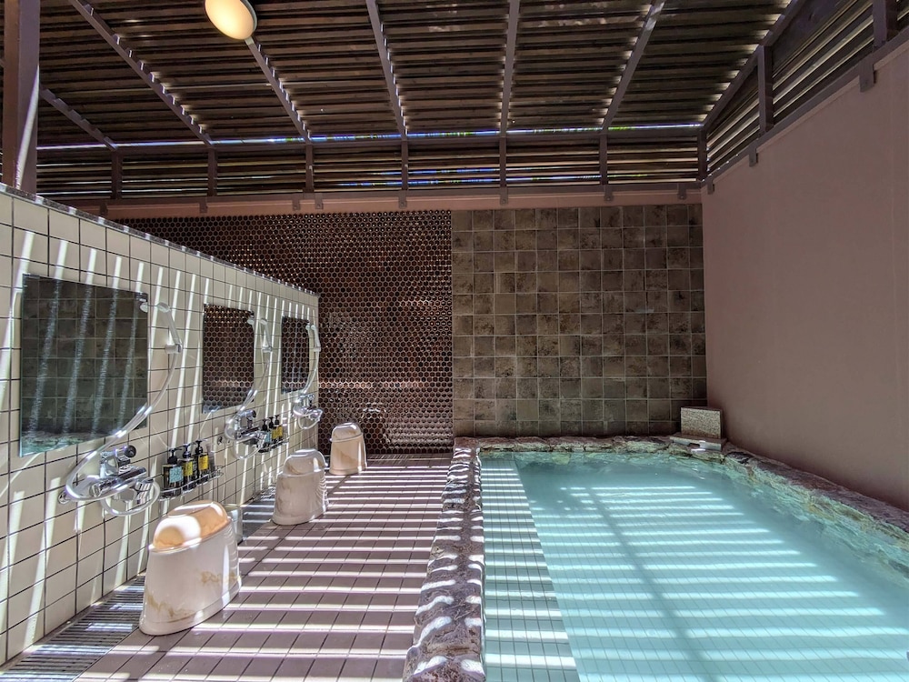 ルートイングランティア石垣 大浴場