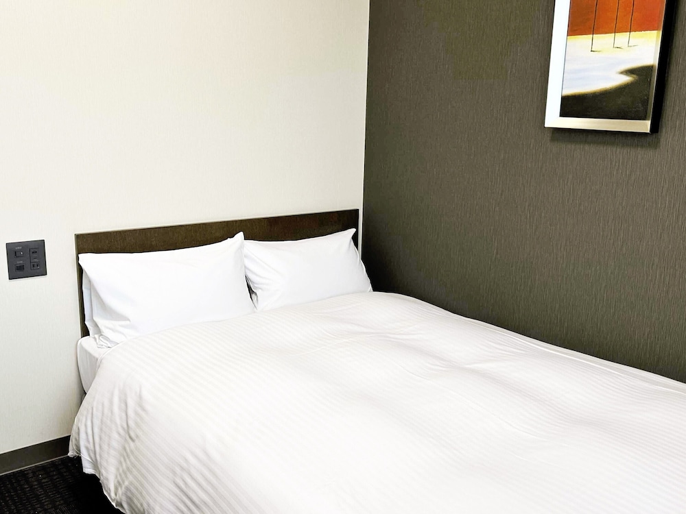 セミダブルルーム(禁煙) | ホテルルートイン各務原