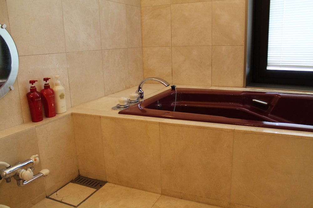 グランデ(和洋室)(禁煙) 深めの浴槽0 | ホテルノルド小樽