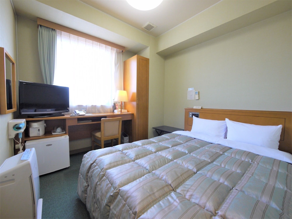 セミダブルルーム (喫煙) | ホテルルートイン常滑駅前