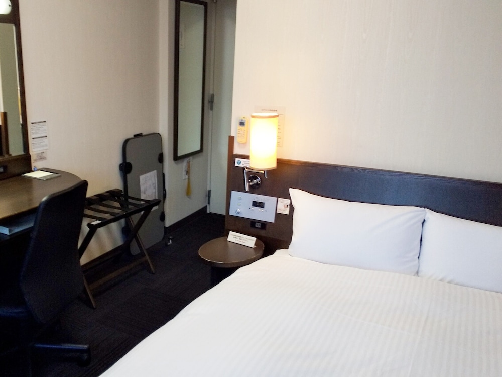 コンフォート セミダブルルーム (禁煙) | ホテルルートイン敦賀駅前