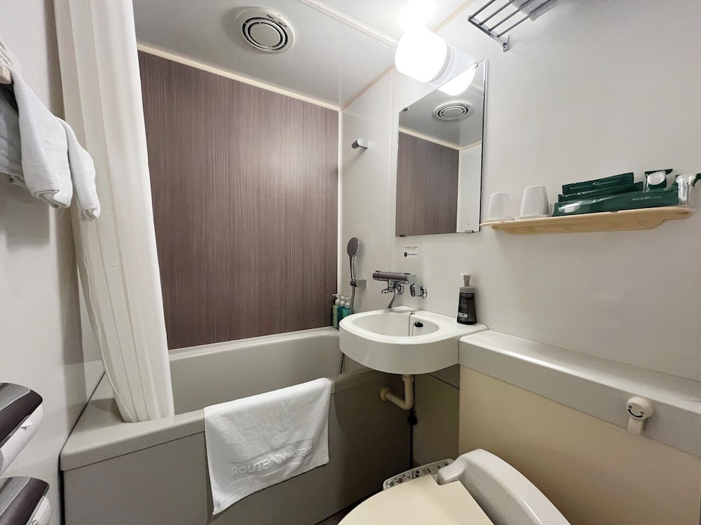 セミダブルルーム喫煙可 加熱式タバコのみ 客室2 | ホテルルートイン上越