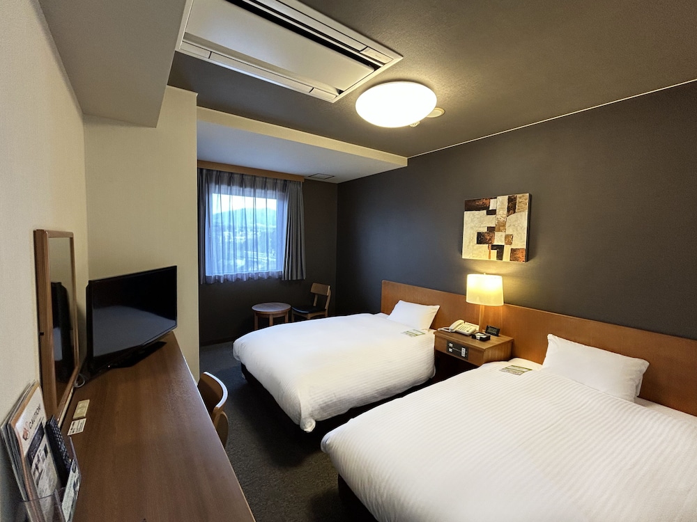 ツインルーム A（喫煙） | ホテルルートイン新御殿場インター - 国道 246 号 -