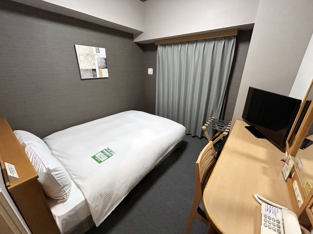 セミダブルルーム(禁煙) 客室2 | ホテルルートイン浜名湖