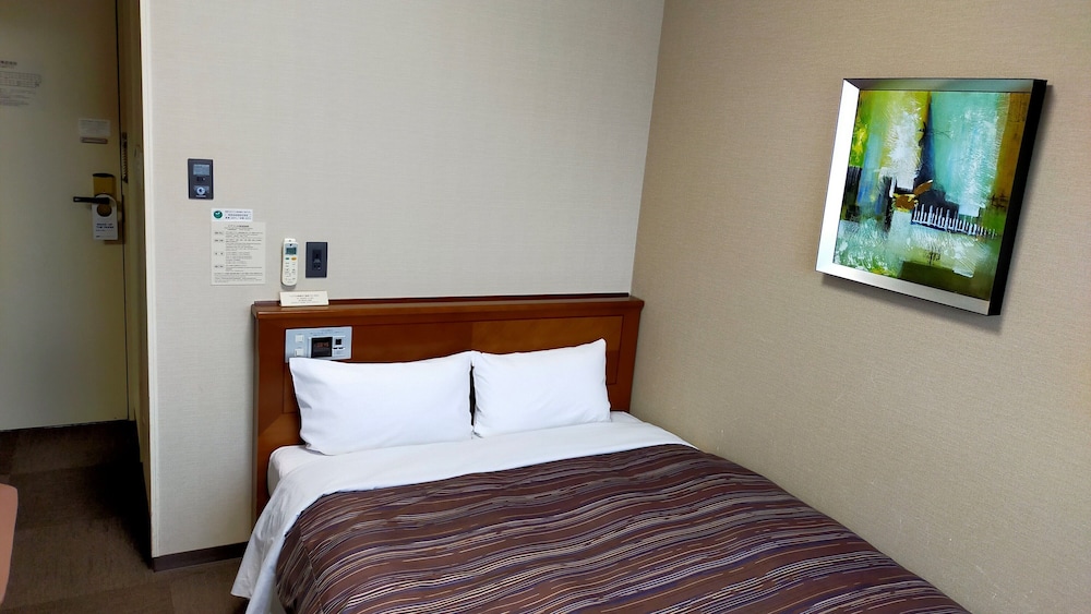 セミダブルルーム（禁煙） | ホテルルートイン水戸県庁前