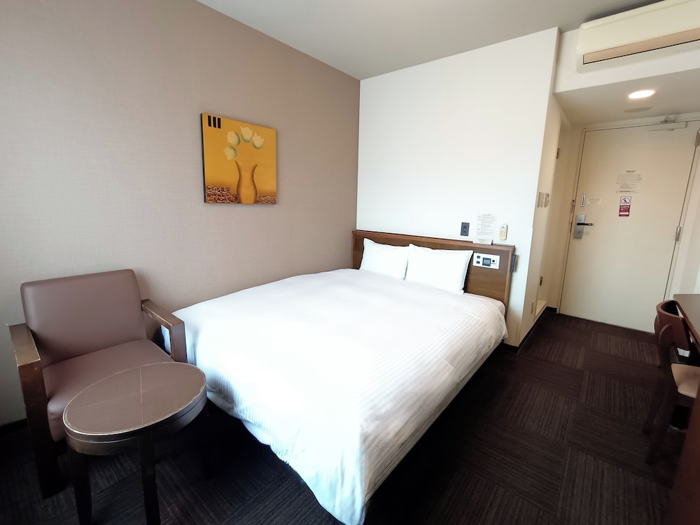 本館 ダブルルーム 禁煙（ベッド幅160cm） 客室3 | ホテルルートインいわき泉駅前