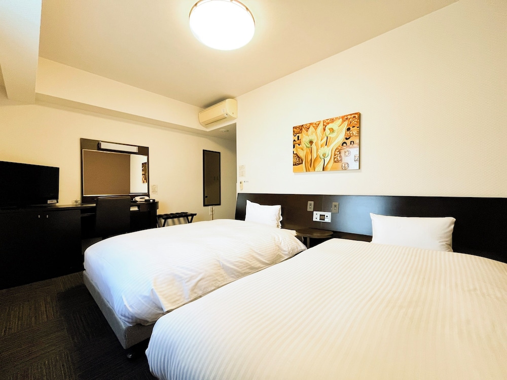 コンフォート ツインルームシングルサイズベッド 2 台喫煙可 | ホテルルートイン郡山南