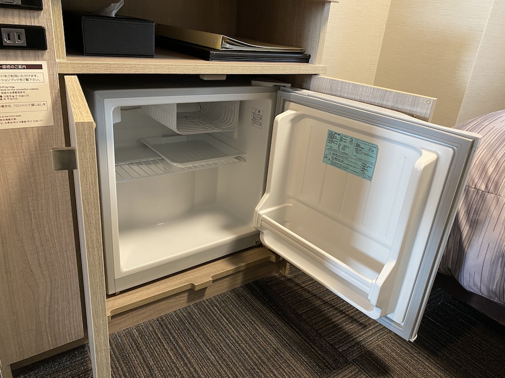 ツインルームシングルサイズベッド 2 台禁煙 客室の設備とサービス1 | ホテルルートイン郡山南