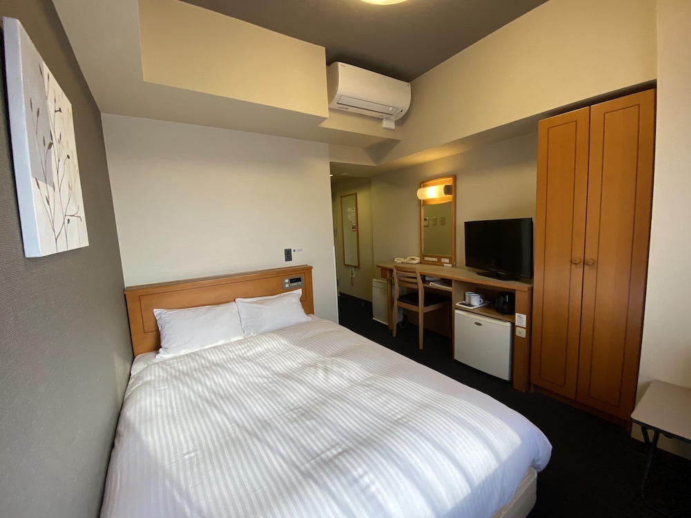 セミダブルルーム（喫煙） | ホテルルートイン真岡