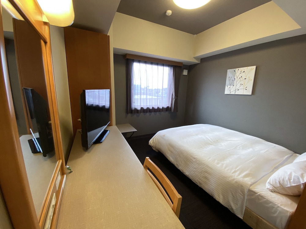 セミダブルルーム（喫煙） 客室2 | ホテルルートイン真岡