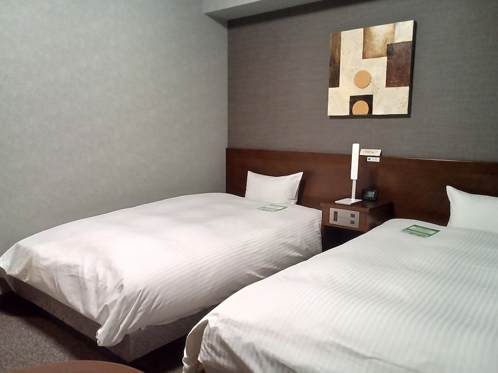 ツインルームシングルサイズベッド 2 台禁煙 客室1 | ホテルルートイン小山