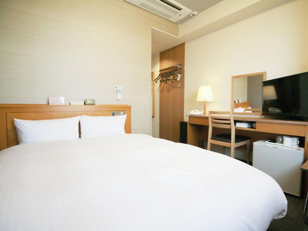 セミダブルルーム 禁煙 | ホテルルートイン秋田土崎