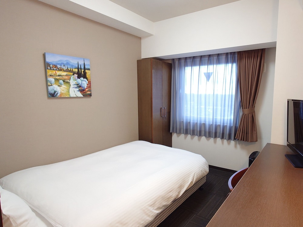 セミダブルルーム（喫煙） 客室1 | ホテルルートイン由利本荘