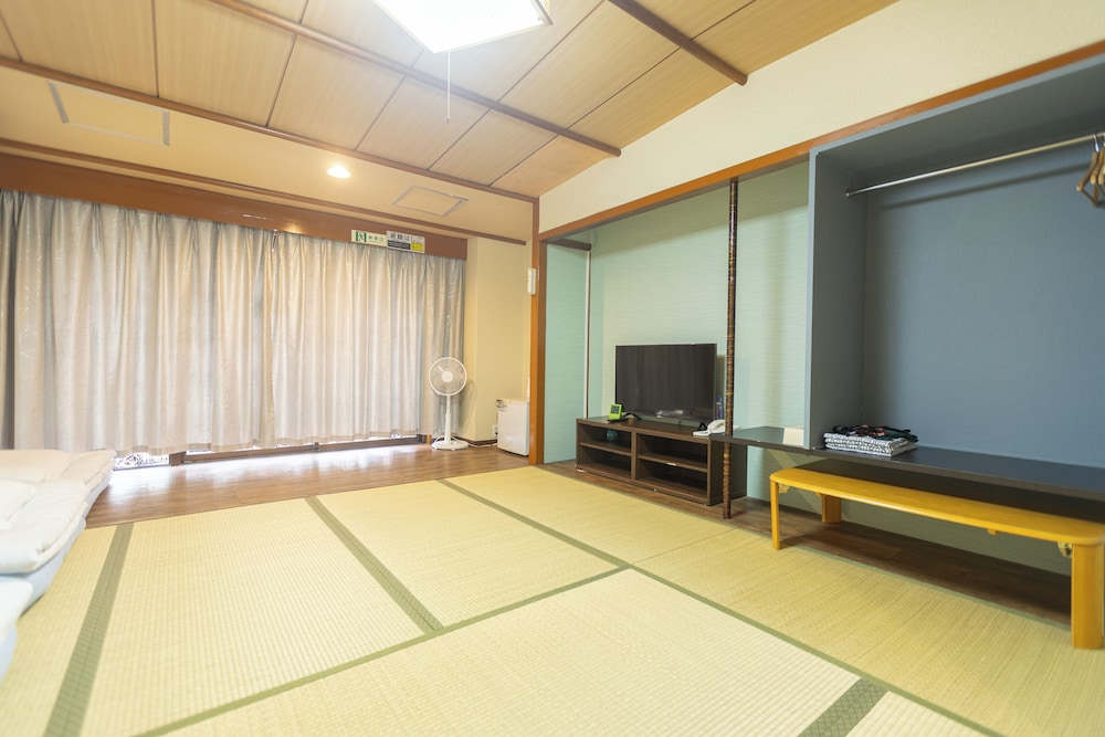 和室 禁煙 4名 客室2 | Miro Hotel 道頓堀