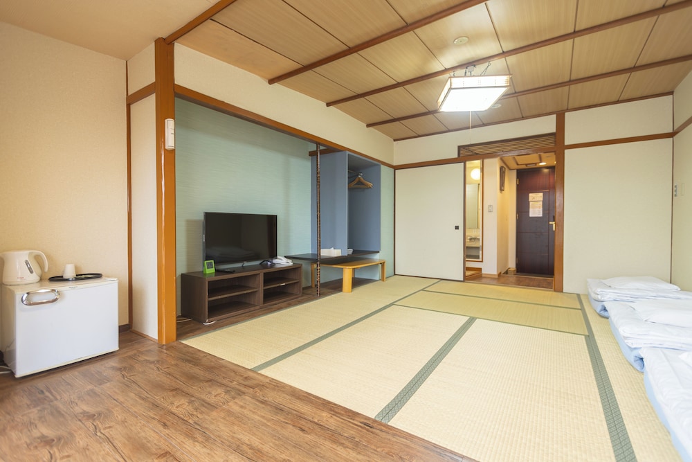 和室 禁煙 4名 客室5 | Miro Hotel 道頓堀