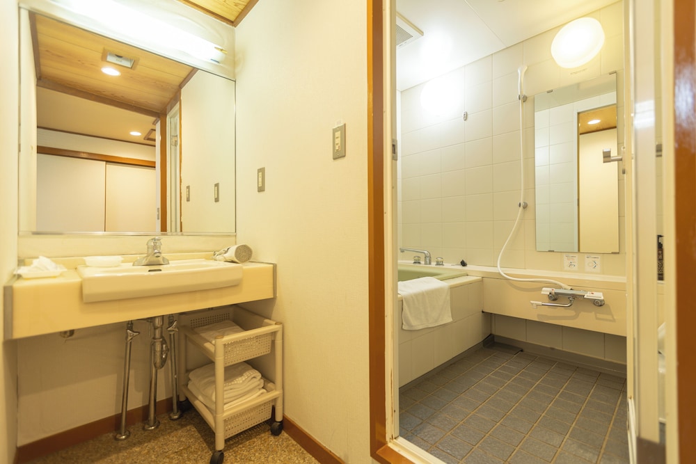 和室 禁煙 4名 客室16 | Miro Hotel 道頓堀