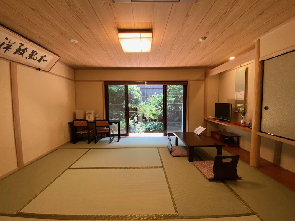 スーペリア ツインルーム 客室3 | 旅館さわや本店