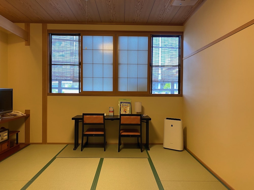 エコノミー ツインルーム | 旅館さわや本店