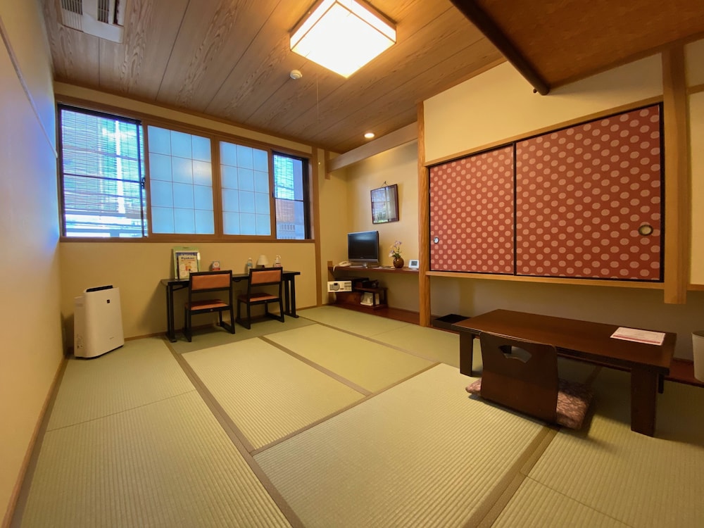 エコノミー ツインルーム 客室2 | 旅館さわや本店