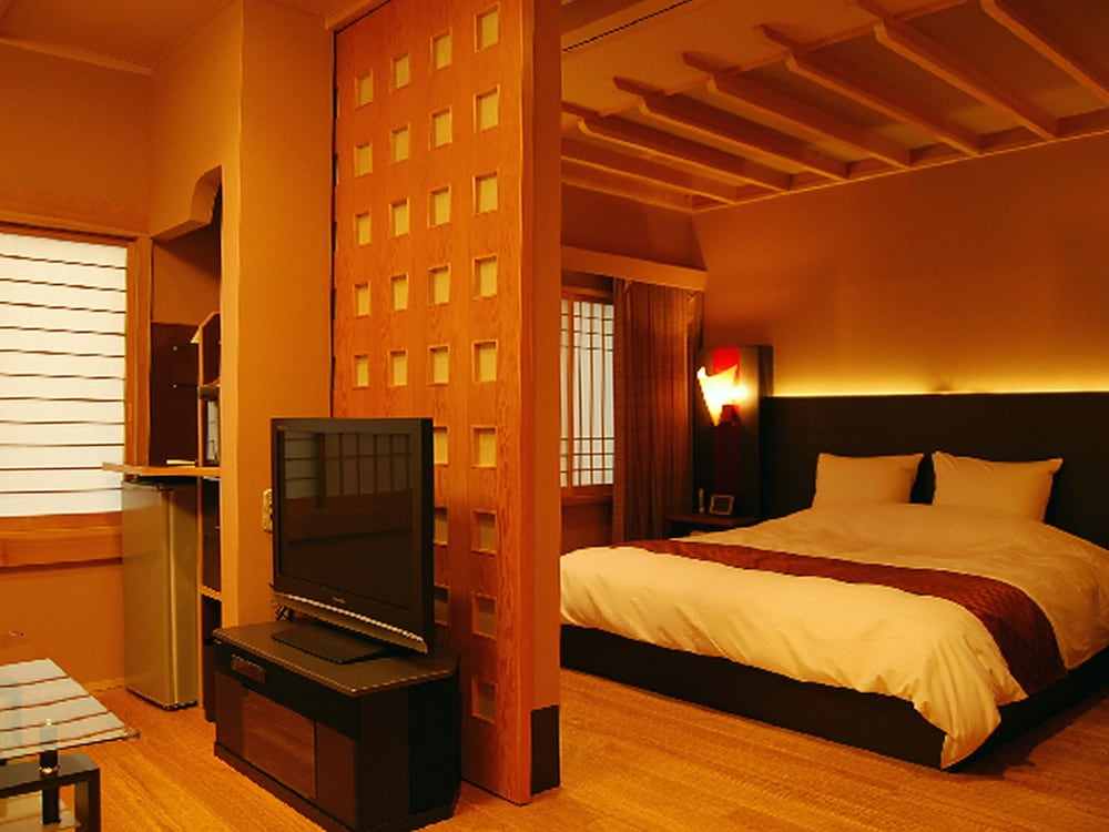 デラックス ダブルルーム 禁煙 専用バスルーム | 旅館 神仙
