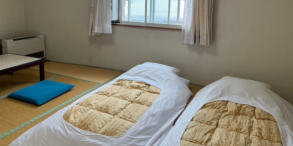 和室 8畳 (バス無し) 客室6 | HOTEL 24 sweets HAKUBA