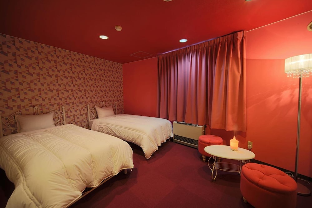 ツインルーム (バス有) 客室15 | HOTEL 24 sweets HAKUBA