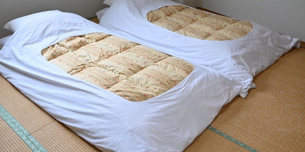 和室 8畳 (バス無し) 客室5 | HOTEL 24 sweets HAKUBA