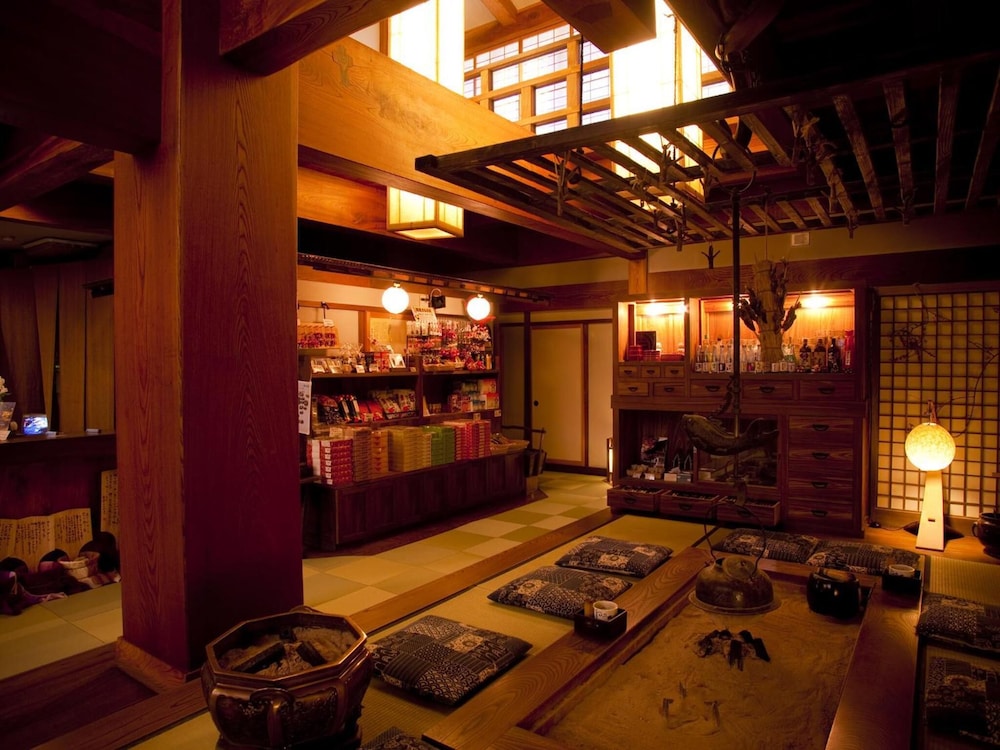 レストラン1 | 花扇別邸いいやま