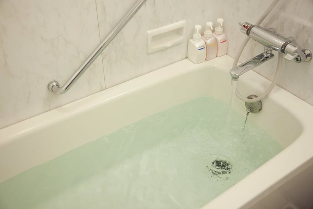 ダブルルーム 禁煙 バスルーム1 | ホテル メルパルク 名古屋