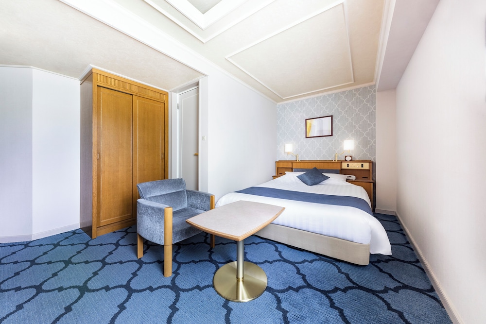 東館スタンダードダブルルーム 禁煙 客室1 | 千里阪急ホテル（大阪）