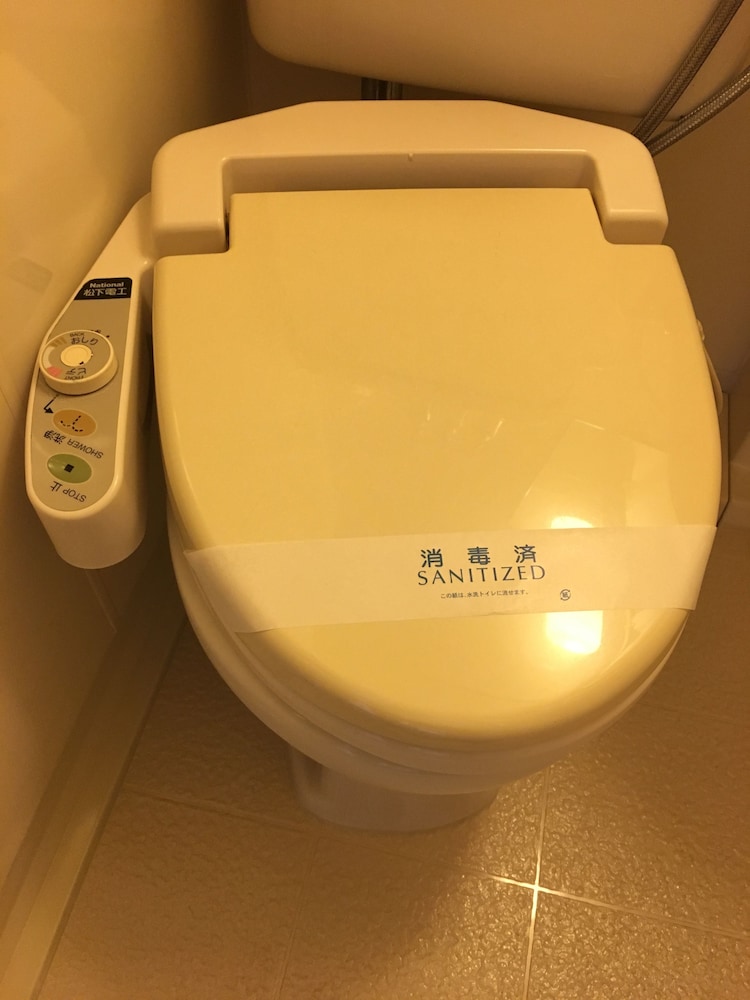 スモールダブル （ベッド幅120cm） 禁煙 バスルーム1 | ホテルスタープラザ池袋