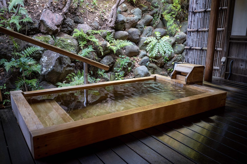 Suite "Matsukaze", Non-smoking バスルーム1 | Jinya Ryokan