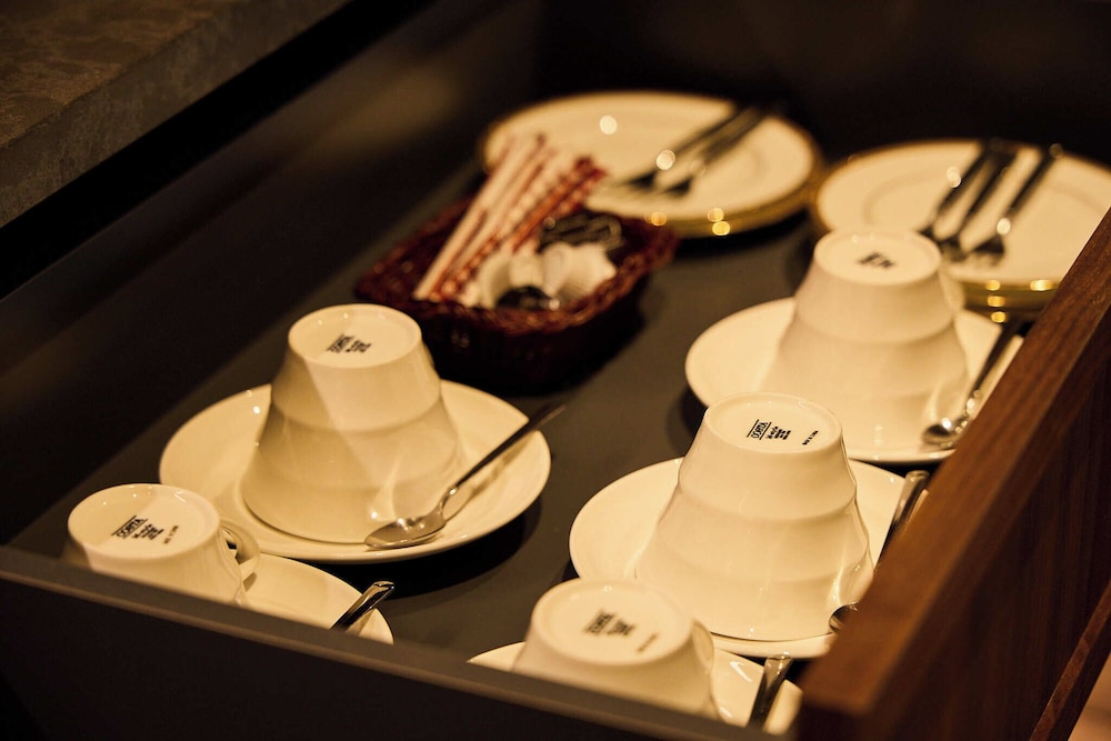 Japanese-Western style Two Bedroom with Private Bathroom Non Smoking 客室43 | Jinya Ryokan