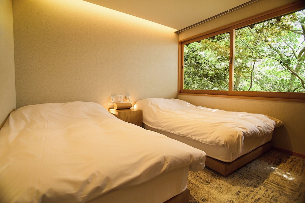 Japanese-Western style Two Bedroom with Private Bathroom Non Smoking 客室39 | Jinya Ryokan
