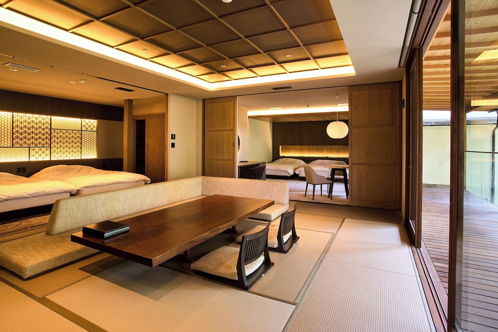Japanese-Western style Two Bedroom with Private Bathroom Non Smoking 客室8 | Jinya Ryokan