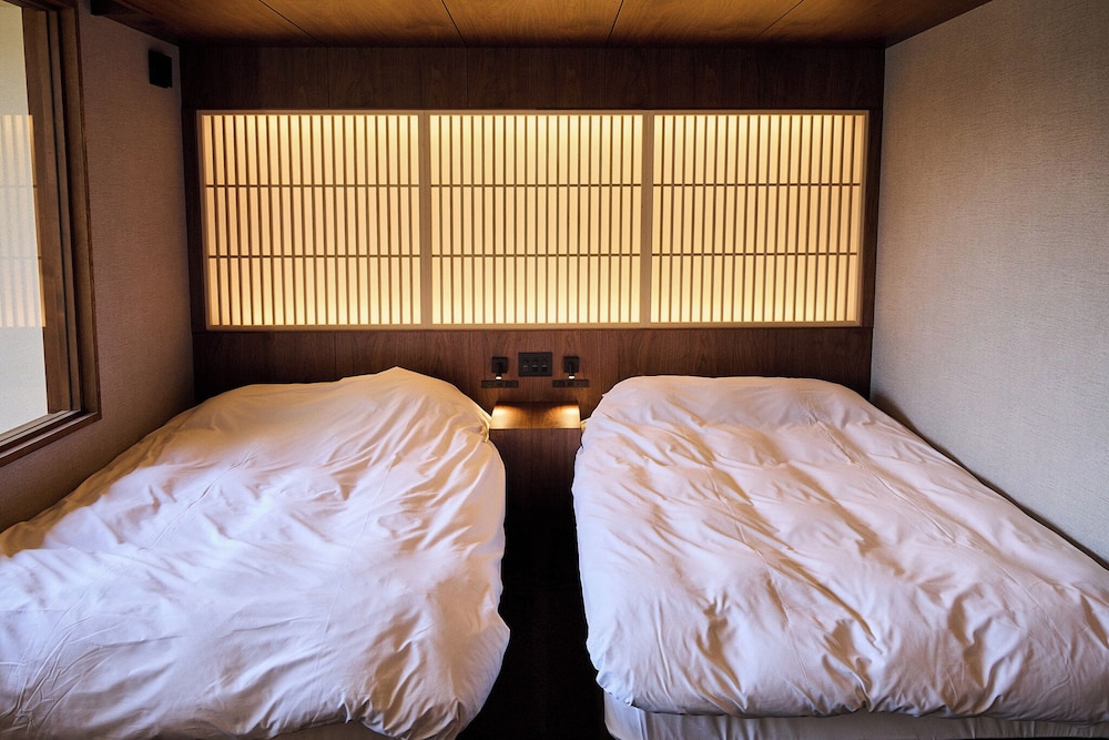 Japanese-Western style Two Bedroom with Private Bathroom Non Smoking 客室29 | Jinya Ryokan