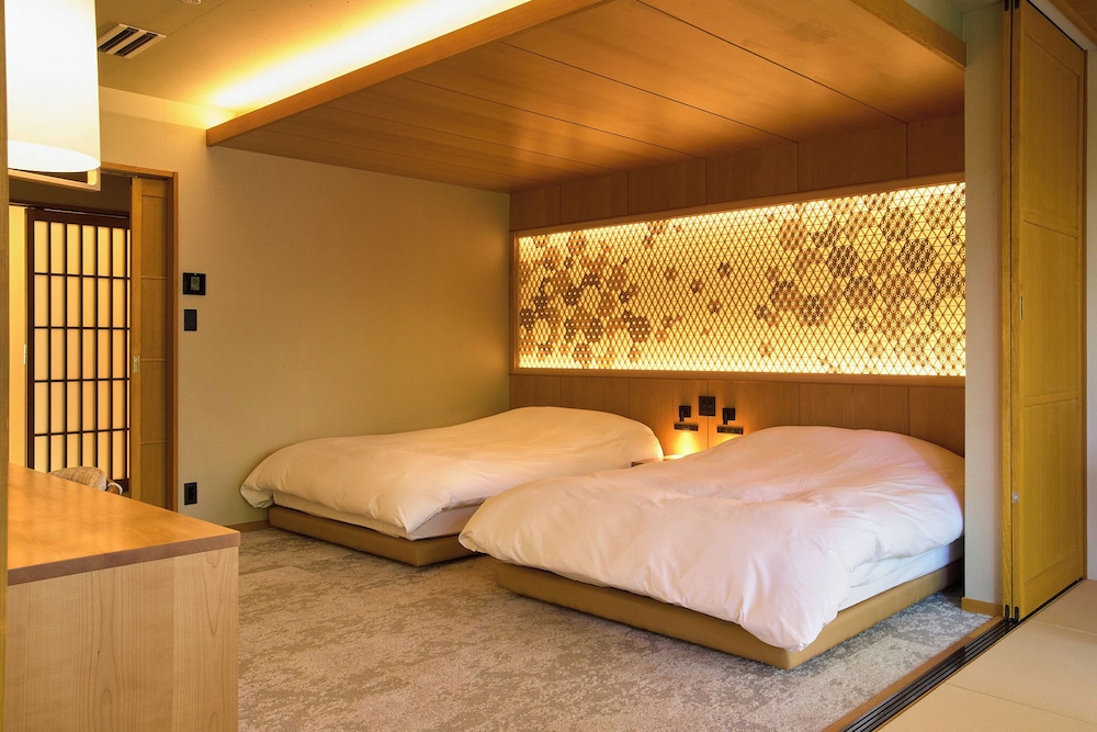 Japanese-Western style Two Bedroom with Private Bathroom Non Smoking 客室12 | Jinya Ryokan