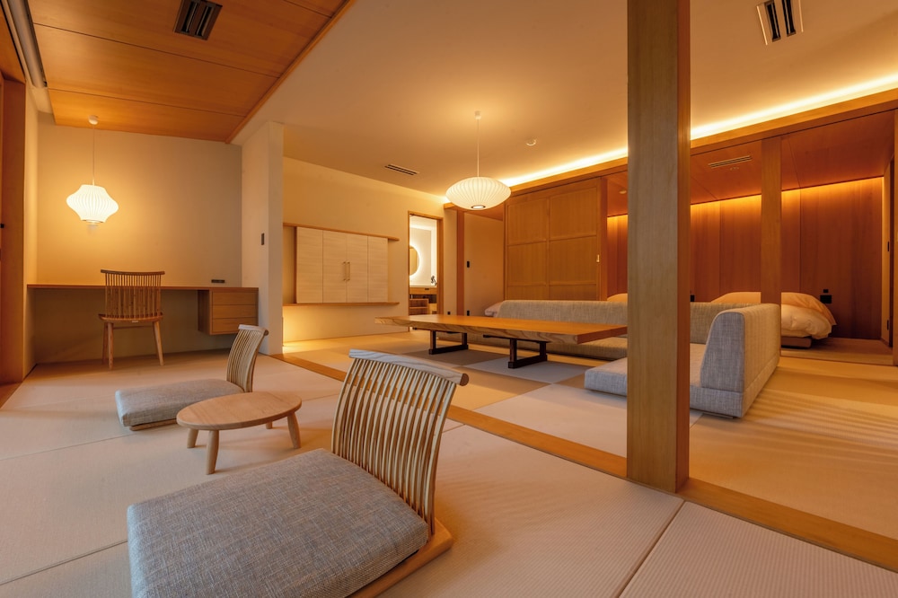 Japanese-Western style Two Bedroom with Private Bathroom Non Smoking 客室0 | Jinya Ryokan