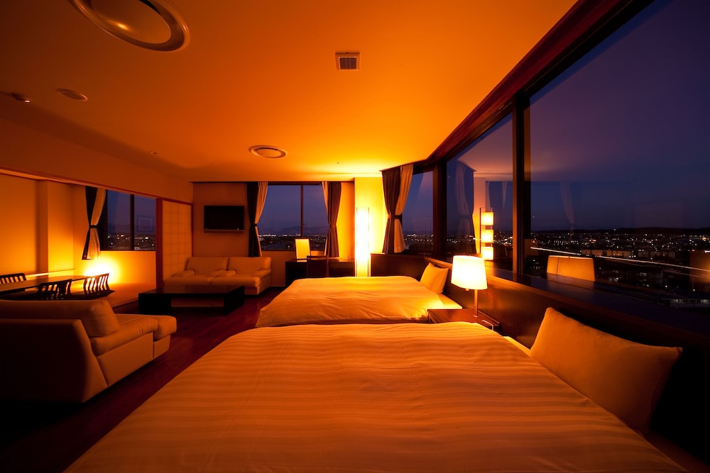 和洋室デラックスルーム | 菊南温泉ユウベルホテル