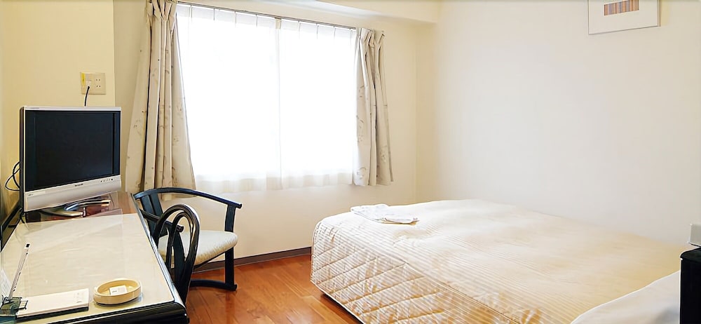 スタンダード ダブルルーム 禁煙 客室3 | ホテルクラウンヒルズ姫路