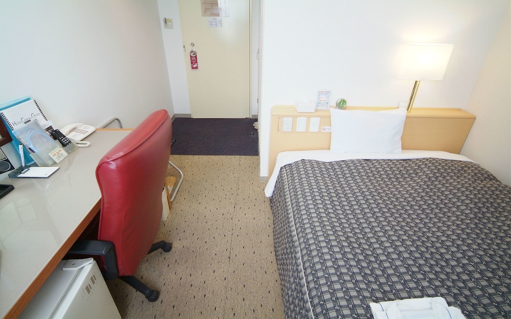 スタンダード ダブルルーム 禁煙 | ホテルクラウンヒルズ姫路