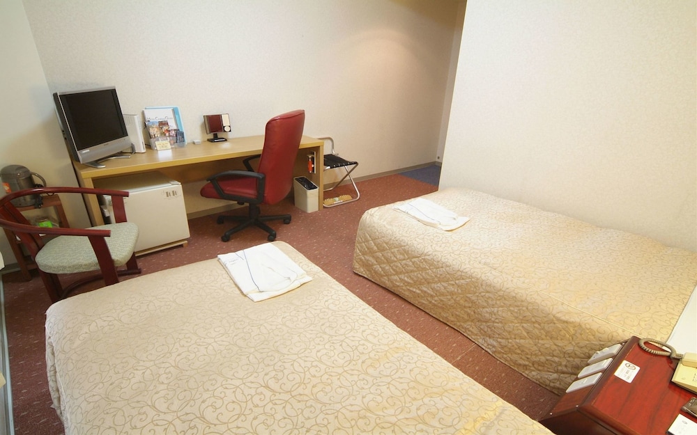 スタンダード ツインルーム 禁煙 客室1 | ホテルクラウンヒルズ姫路