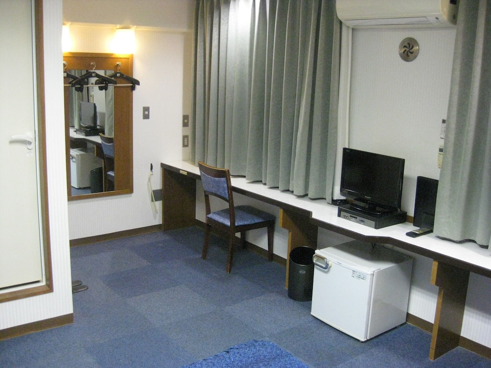 ベーシック ツインルーム シングルベッド 2 台 禁煙 | 東京ビジネスホテル