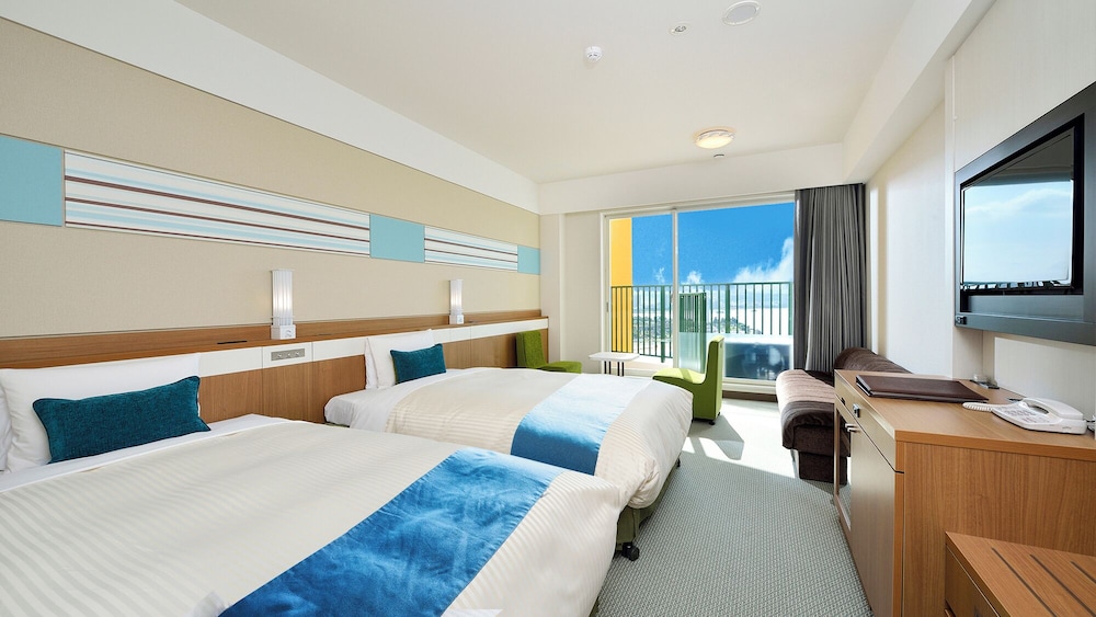 別館　オーシャンビュースタンダードルーム(5階〜10階)(ベッド3台)　禁煙 | ベッセルホテルカンパーナ沖縄
