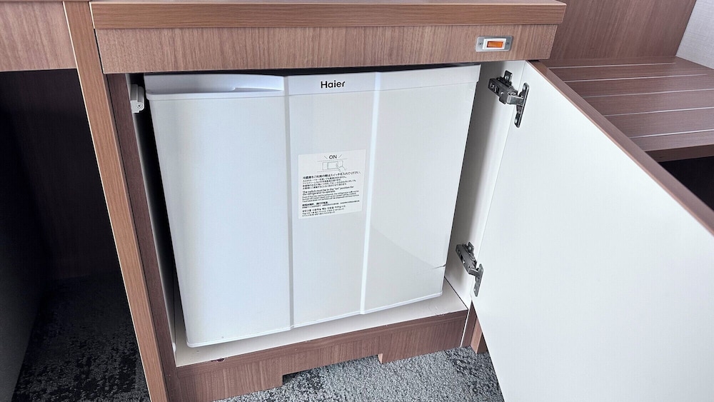 本館 コンフォートツイン 禁煙 (2F-4F限定) 客室7 | ベッセルホテルカンパーナ沖縄