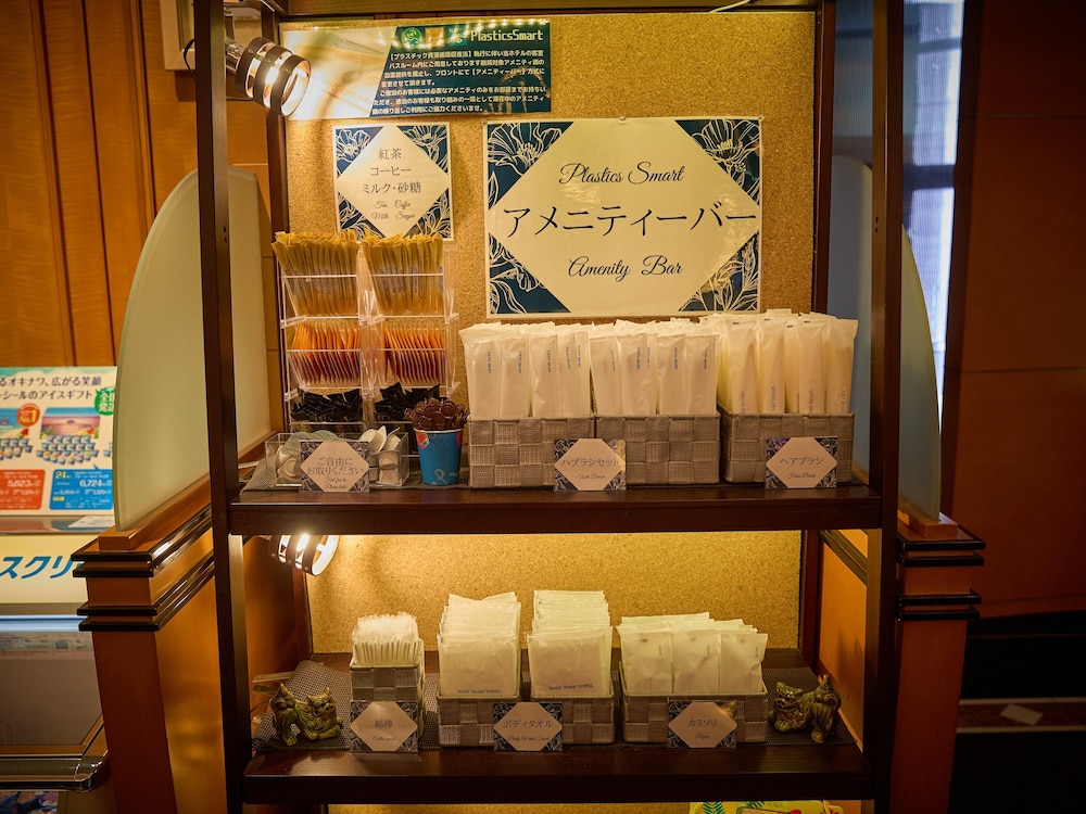 ベーシック ダブルルーム ダブルベッド 1 台 禁煙 客室の設備とサービス0 | ホテルブライオン那覇