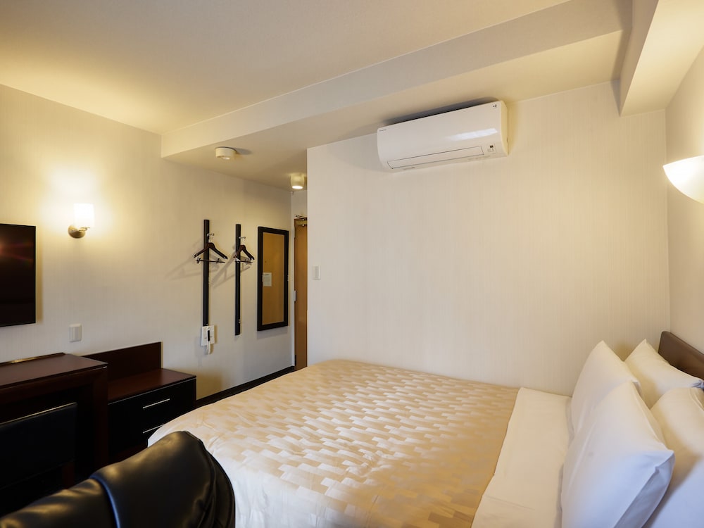 プレミアムルーム 禁煙 (エアウィーブマットレス, スマートTV) 客室1 | ホテルブライオン那覇